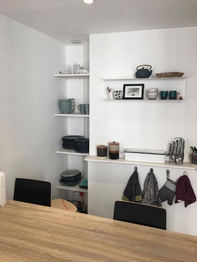 Maisonnette De Charme Avec Cour Privative Haute-Ville Гранвил Екстериор снимка